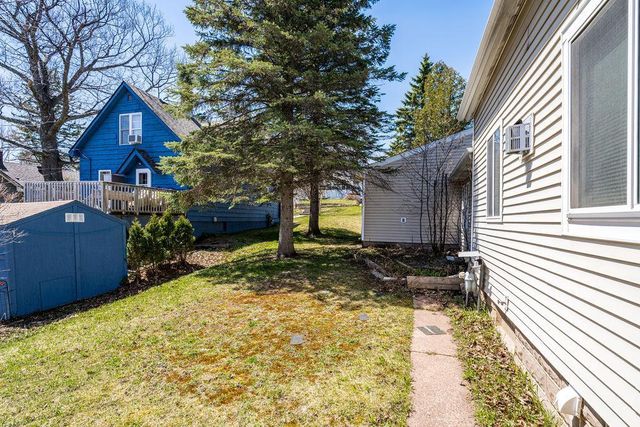1540 N 7th Avenue E, Duluth, MN 55805