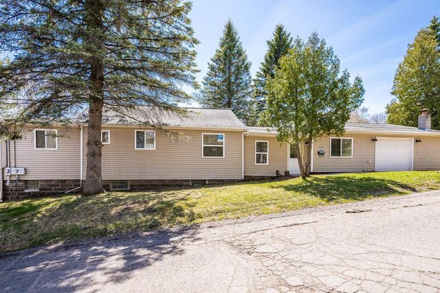 1540 N 7th Avenue E, Duluth, MN 55805