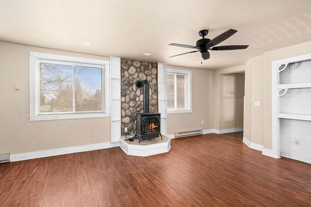 1540 N 7th Avenue E, Duluth, MN 55805