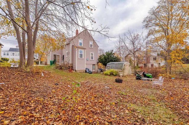 15 Linden Street, Rochester, NH 03867