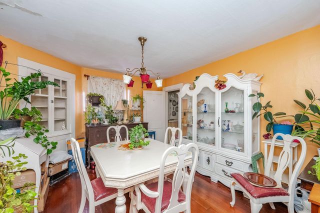 15 Linden Street, Rochester, NH 03867