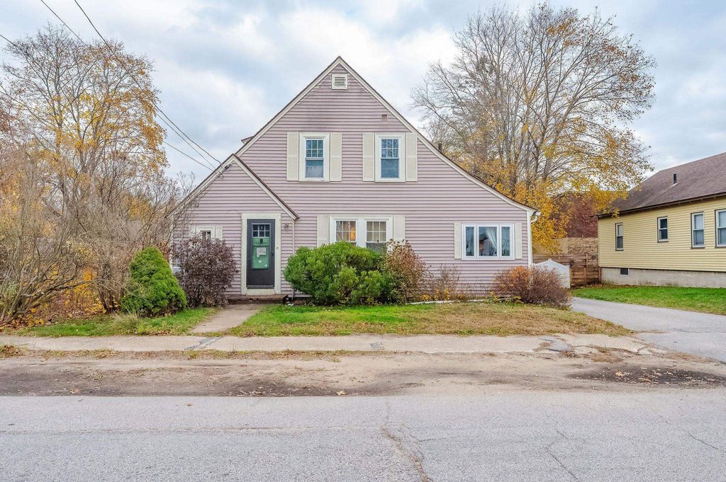 15 Linden Street, Rochester, NH 03867