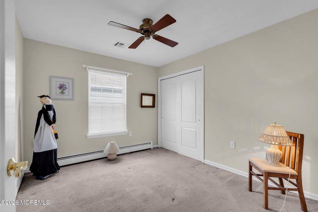 10 Bolton Court, Toms River, NJ 08757