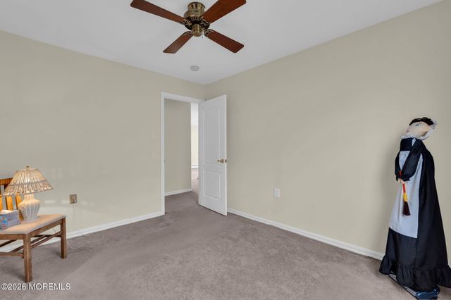 10 Bolton Court, Toms River, NJ 08757