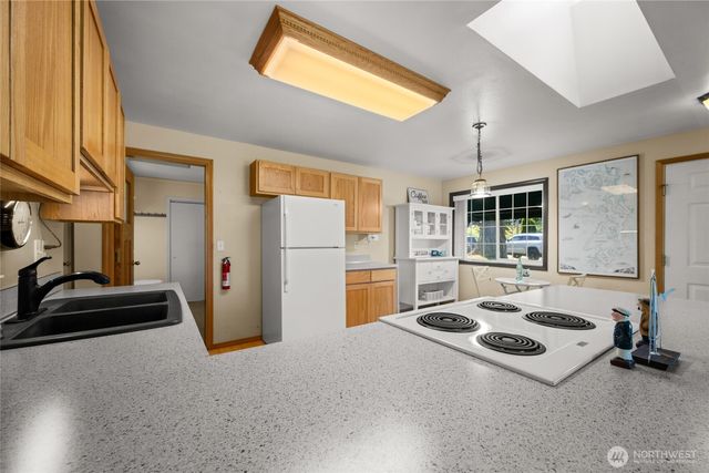1529 150th Place NW, Marysville, WA 98271