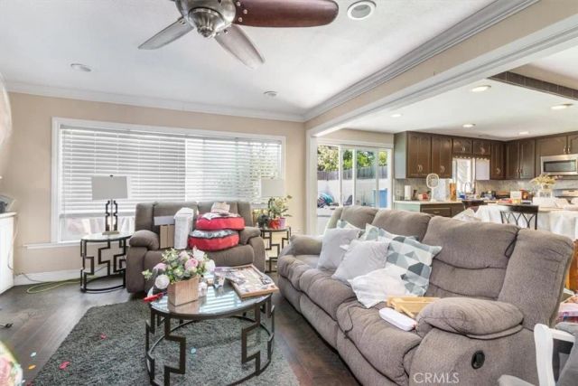 1401 S Joane Way, Santa Ana, CA 92704