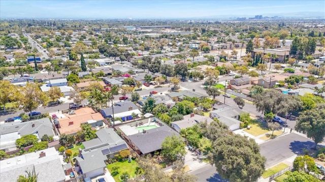 1401 S Joane Way, Santa Ana, CA 92704