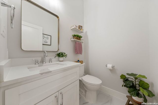 116 PARK HTS, Poth, TX 78147