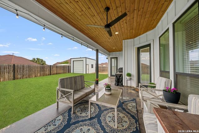 116 PARK HTS, Poth, TX 78147