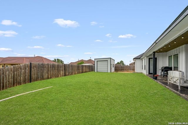 116 PARK HTS, Poth, TX 78147