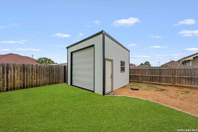 116 PARK HTS, Poth, TX 78147
