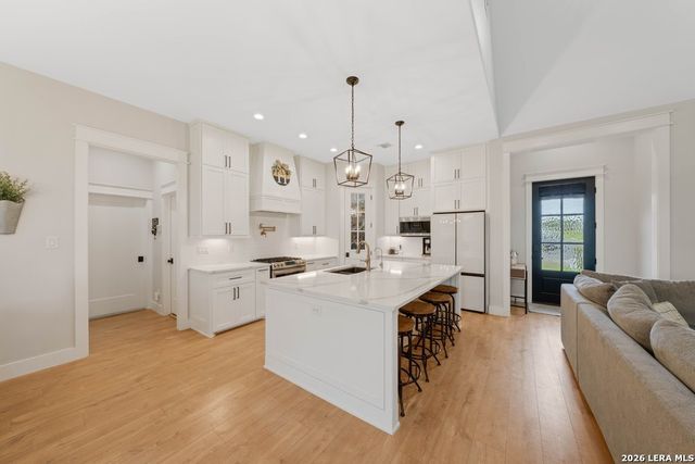 116 PARK HTS, Poth, TX 78147