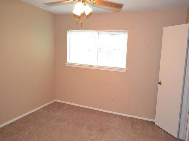 1102 Welsh Avenue D, College Station, TX 77840
