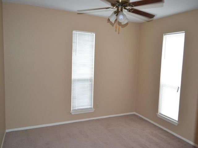 1102 Welsh Avenue D, College Station, TX 77840
