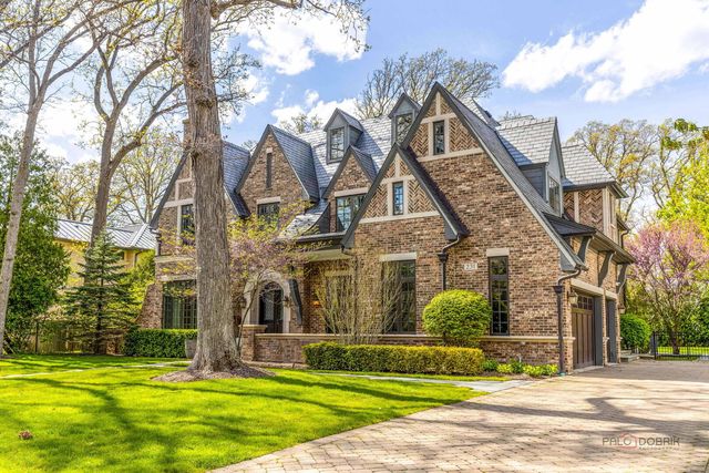 231 Woodlawn Avenue, Winnetka, IL 60093