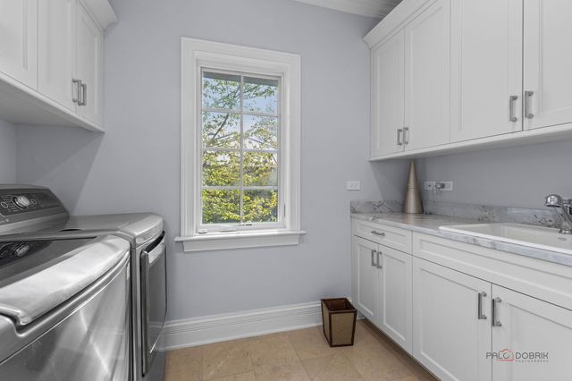 231 Woodlawn Avenue, Winnetka, IL 60093