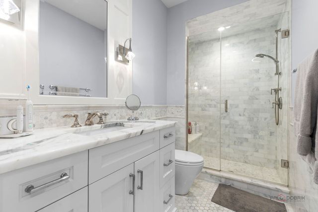 231 Woodlawn Avenue, Winnetka, IL 60093