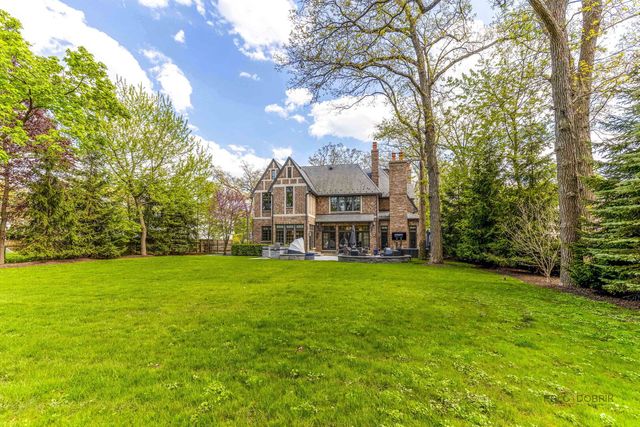 231 Woodlawn Avenue, Winnetka, IL 60093