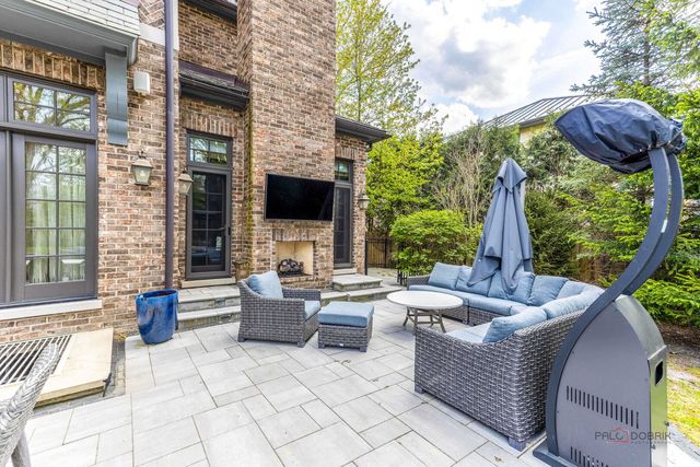 231 Woodlawn Avenue, Winnetka, IL 60093