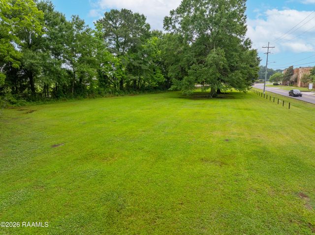 400 Acadian Hills Lane, Lafayette, LA 70507