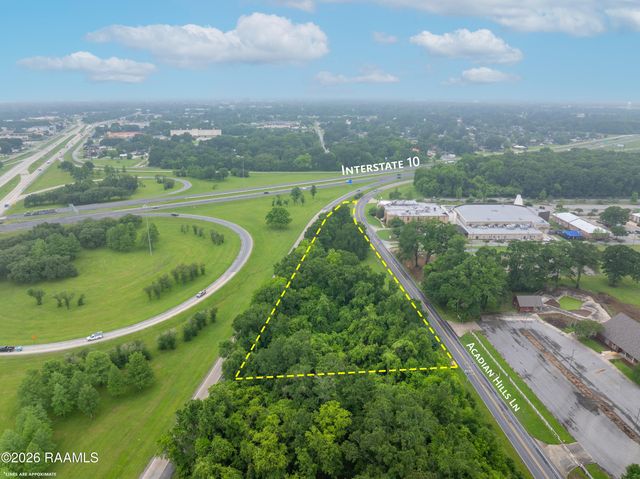 400 Acadian Hills Lane, Lafayette, LA 70507