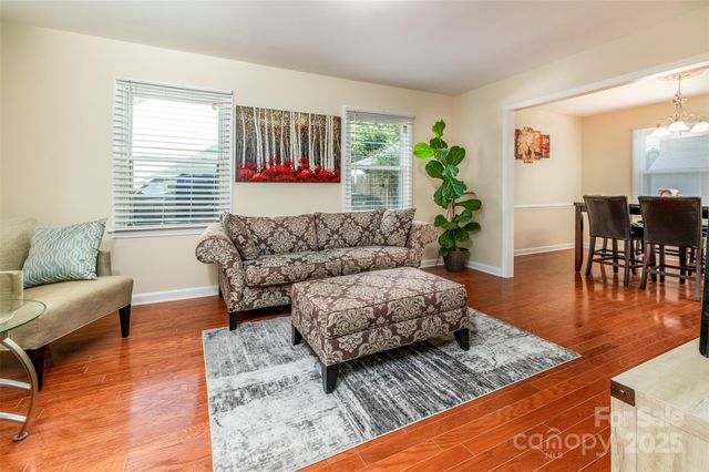 5111 Coronado Drive, Charlotte, NC 28212