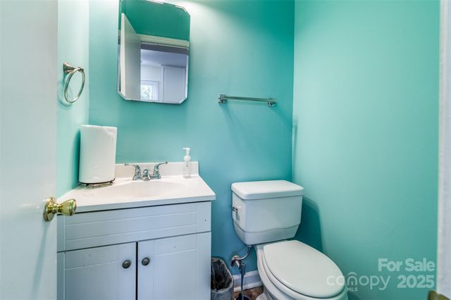 5111 Coronado Drive, Charlotte, NC 28212