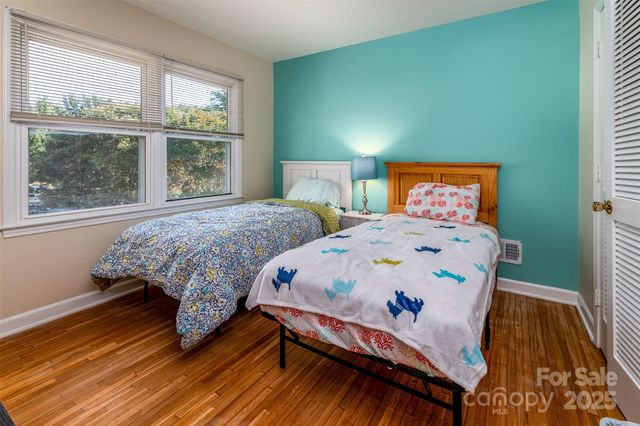 5111 Coronado Drive, Charlotte, NC 28212