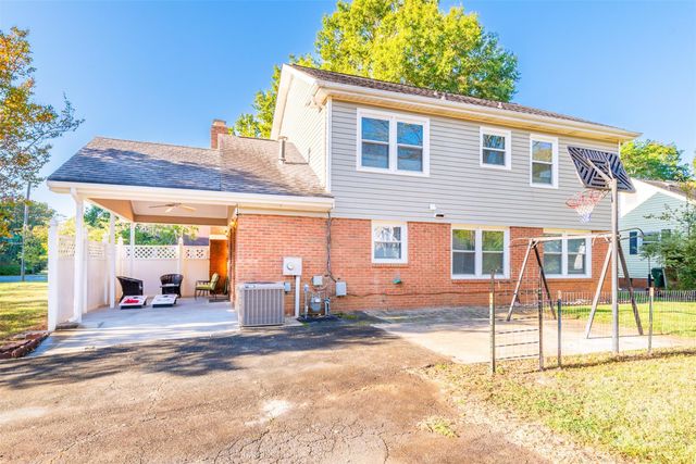 5111 Coronado Drive, Charlotte, NC 28212