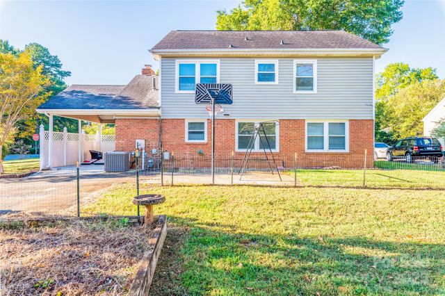 5111 Coronado Drive, Charlotte, NC 28212