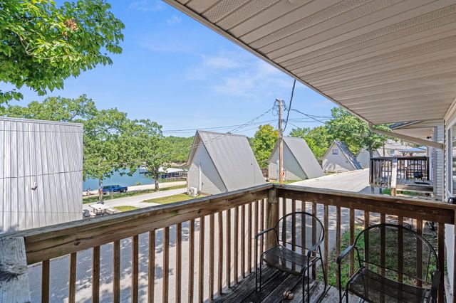 134 Deep Water Circle, Reeds Spring, MO 65737