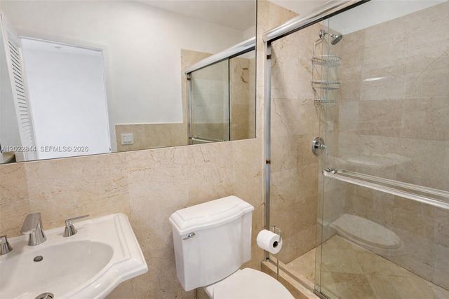 2965 W Trade Ave 0, Miami, FL 33133