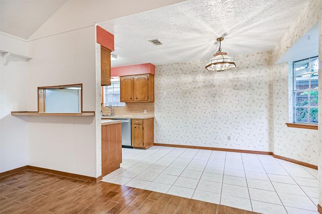 2012 Scott Street, La Marque, TX 77568