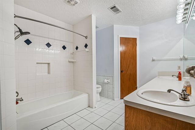 2012 Scott Street, La Marque, TX 77568