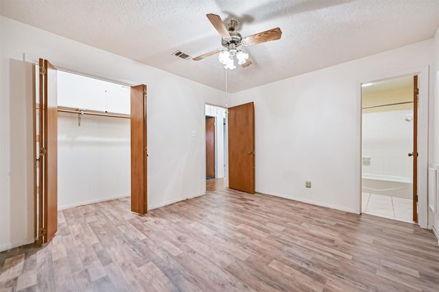2012 Scott Street, La Marque, TX 77568