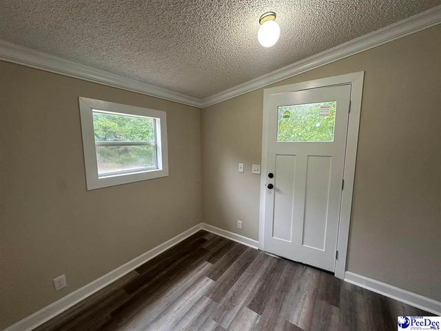 1518 E Effingham Highway, Effingham, SC 29541