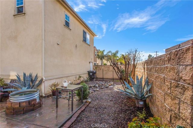 2618 W Via San Carlos, San Bernardino, CA 92410