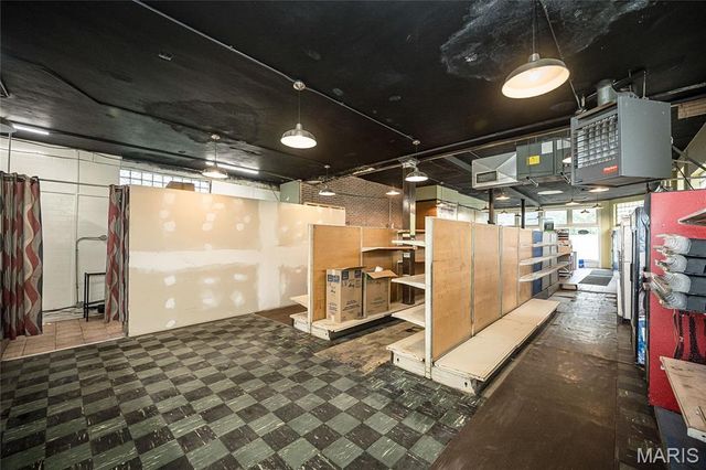 2600 Virginia Avenue, St Louis, MO 63118