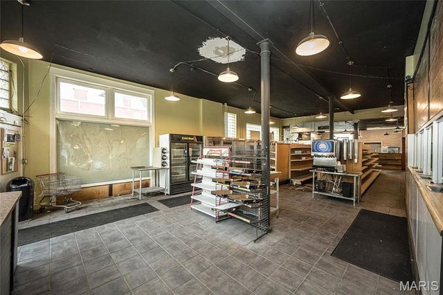 2600 Virginia Avenue, St Louis, MO 63118