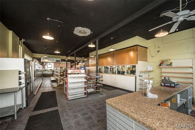 2600 Virginia Avenue, St Louis, MO 63118