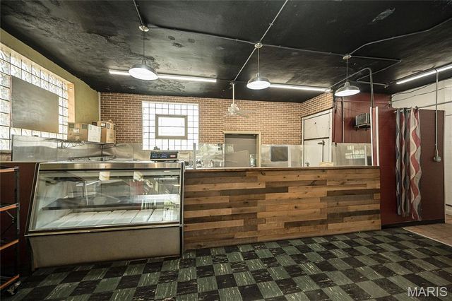 2600 Virginia Avenue, St Louis, MO 63118