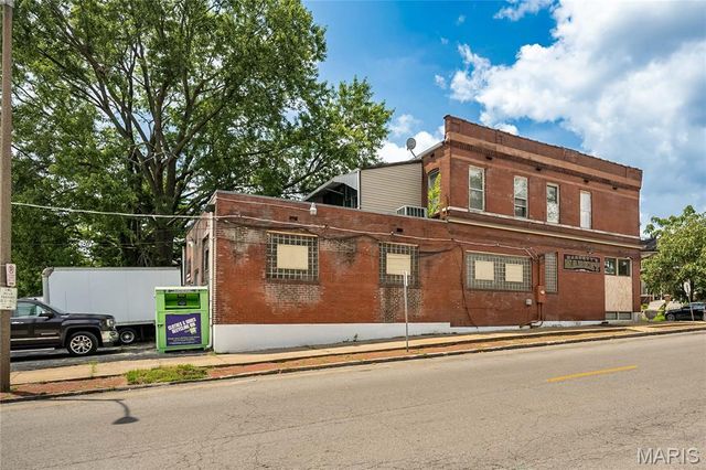 2600 Virginia Avenue, St Louis, MO 63118