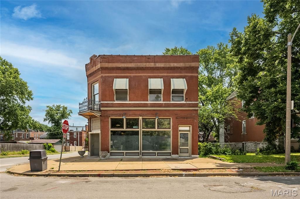 2600 Virginia Avenue, St Louis, MO 63118