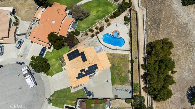 28348 Saddlebrook, Highland, CA 92346