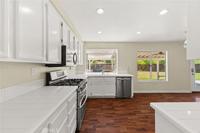28348 Saddlebrook, Highland, CA 92346