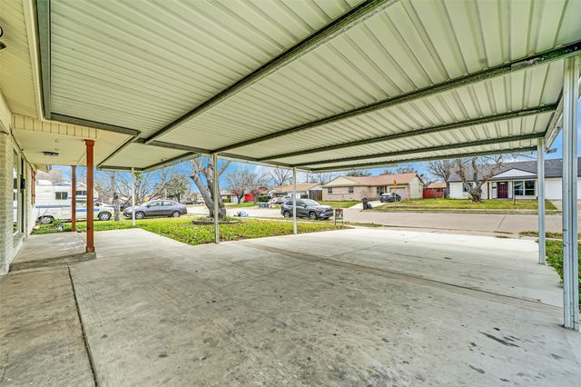 2828 Bamboo Street, Mesquite, TX 75150