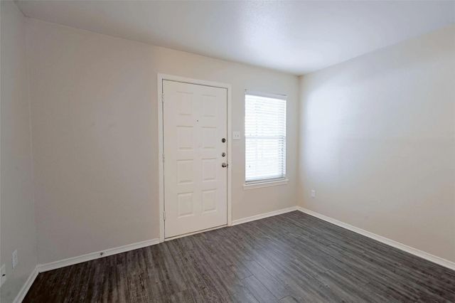 2809 W William Cannon DR I201, Austin, TX 78745