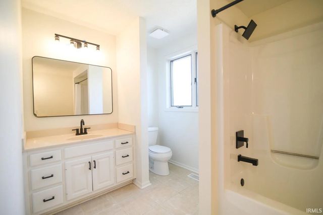 14914 Powderhorn Road, Fort Wayne, IN 46814
