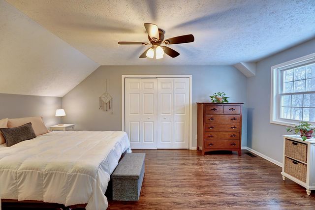 137 Winterwood Drive, Londonderry, NH 03053