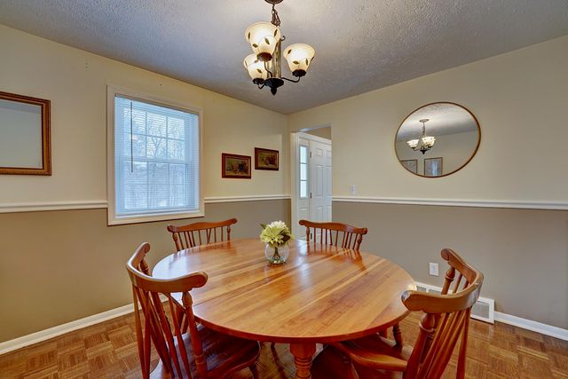 137 Winterwood Drive, Londonderry, NH 03053